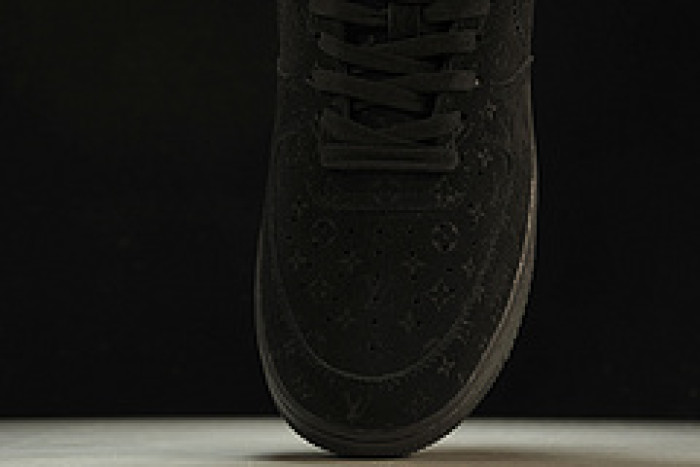 NIKE AIR FORCE 1 NAF-040