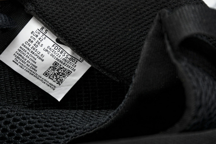 Nike Air Foamposite One FD5855-001