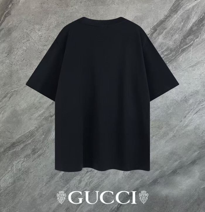 G*UCCI CLOTHES GICS-028