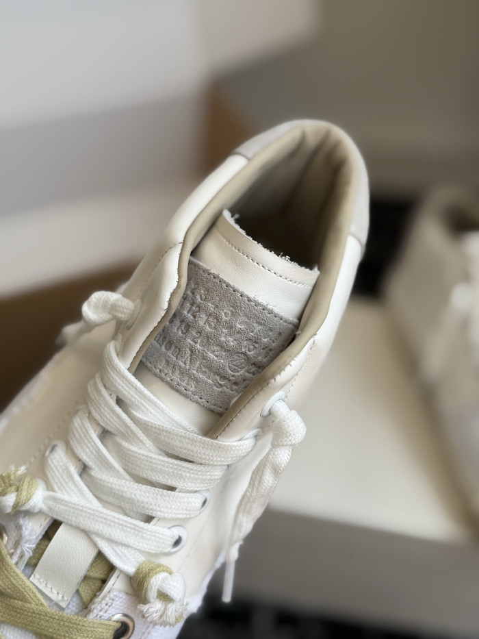 Ma*iso*n Mar*giela MNMA-0215