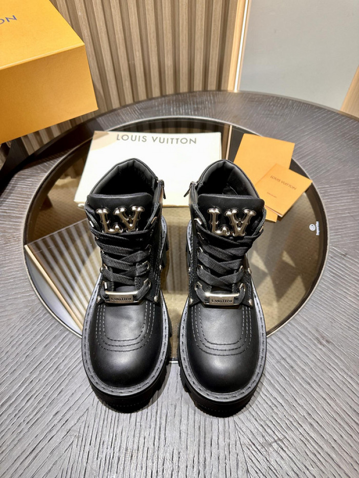 L**V**T* BOOTS LVTBS-014
