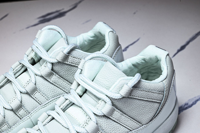 Air Jordan 11 Low IW1882-300
