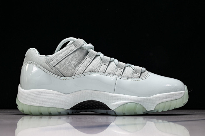 Air Jordan 11 Low IW1882-300