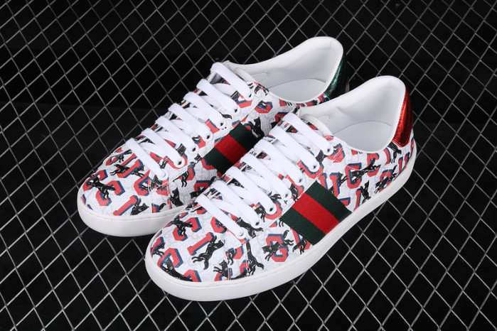 gc ace embroidered low-top dog