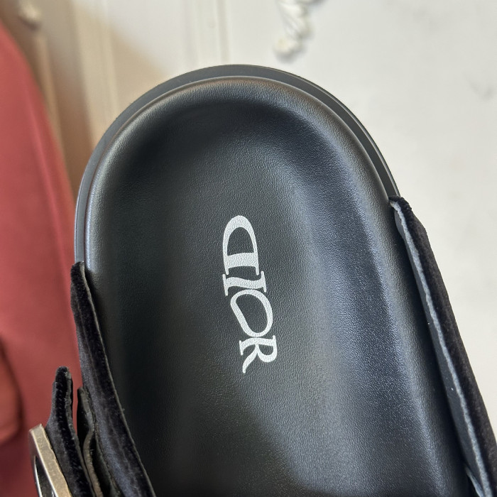 D10r SLIDES DS-0164