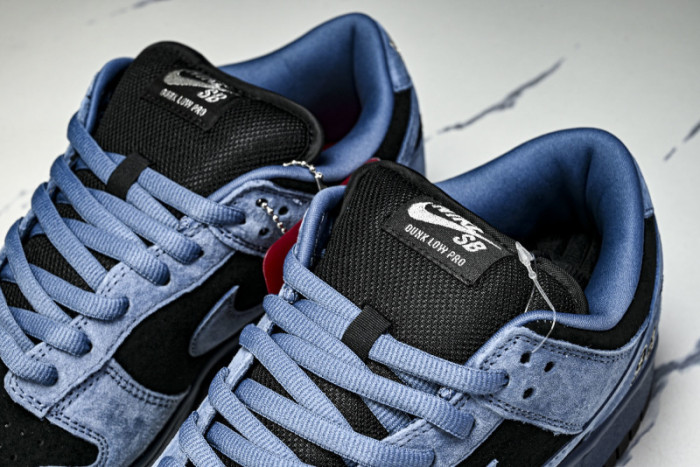 Nike SB Dunk Low 94 Ocean Fog HQ8487-400