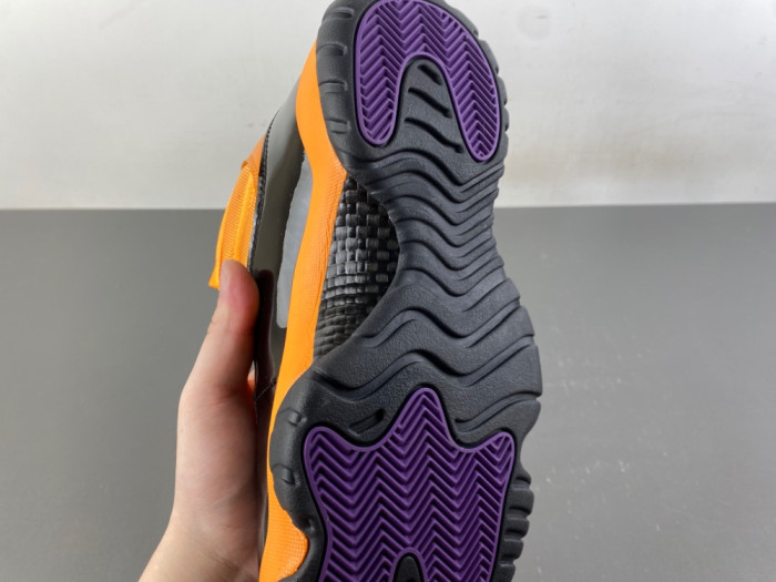 Air Jordan 11 Retro CT8012-700