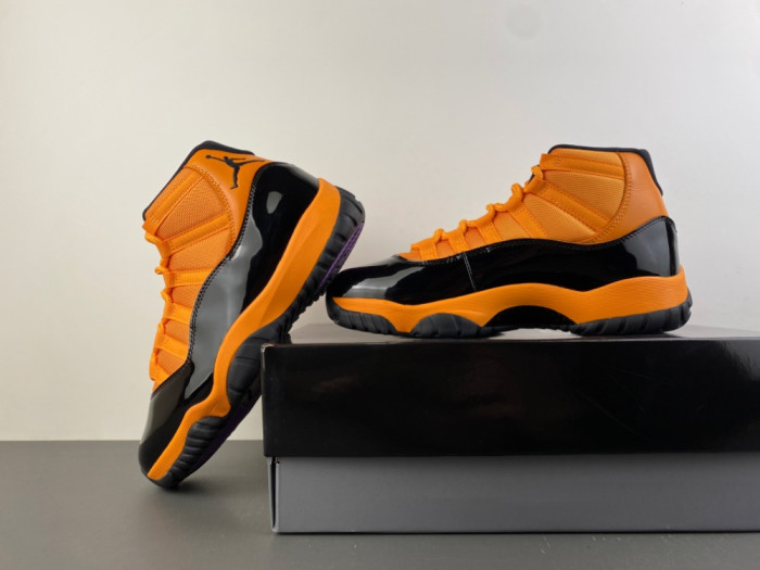 Air Jordan 11 Retro CT8012-700