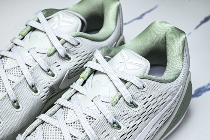 Kobe 9 EM Low Protro IH1401-003