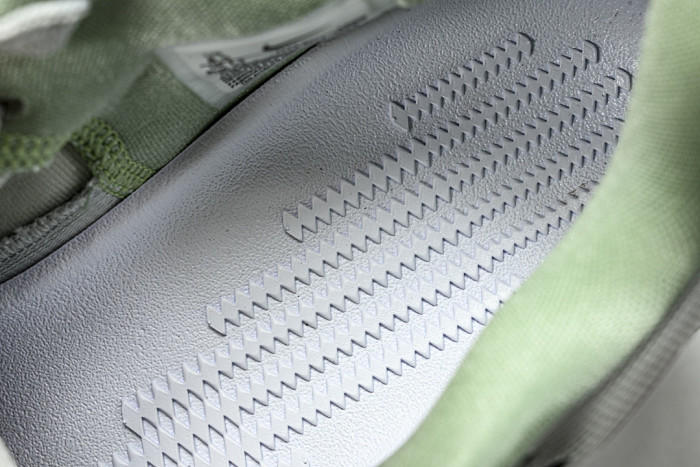 Kobe 9 EM Low Protro IH1401-003