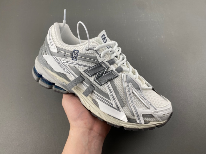 New Balance U190643N