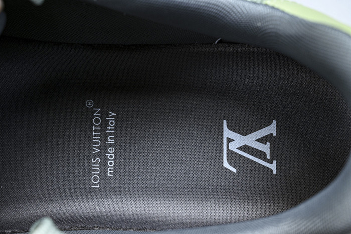 LVT SNEAKERS LVSRS-0101