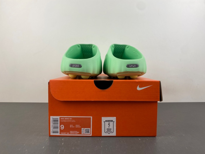 NIKE MIND 001 
