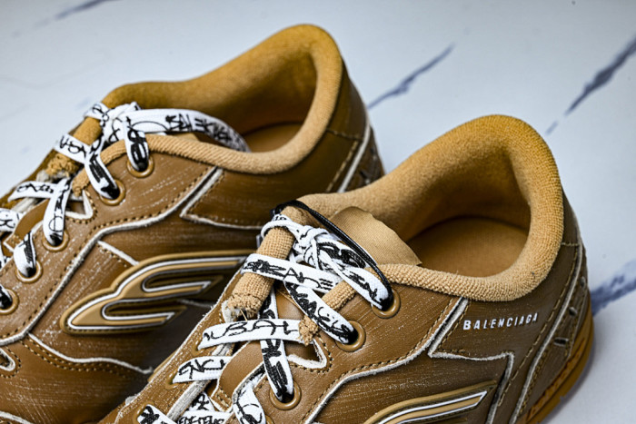 Ba1en*iaga Hamptons Worn-Out WCURS2200