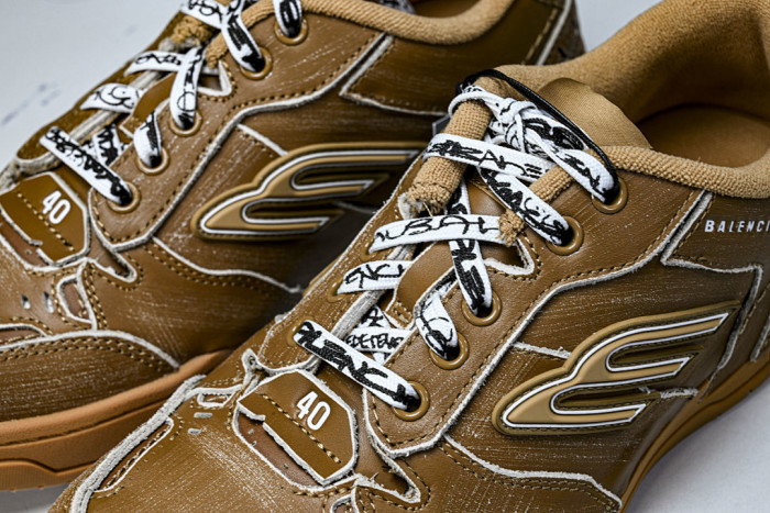 Ba1en*iaga Hamptons Worn-Out WCURS2200