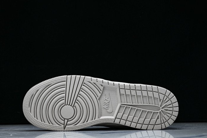 Air Jordan 1 Low IV3219-161