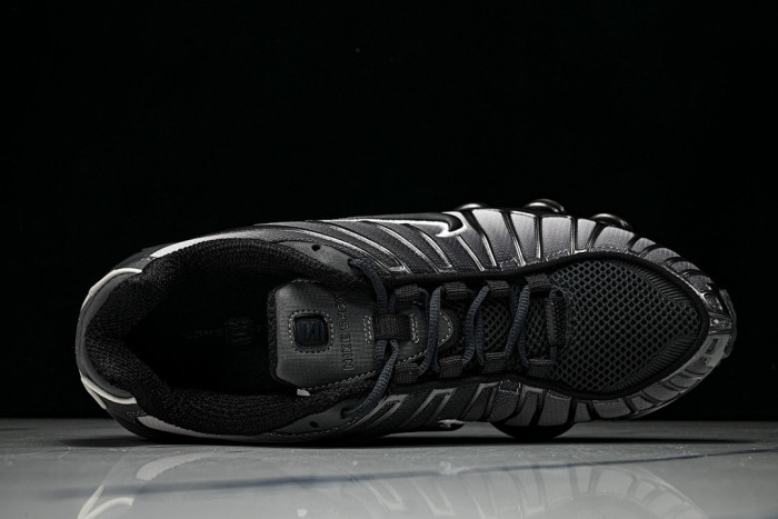 Nike Kobe 6 Protro “3D Hollywood” IQ3902-002