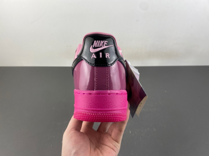 Nike Air Force 1 Low 