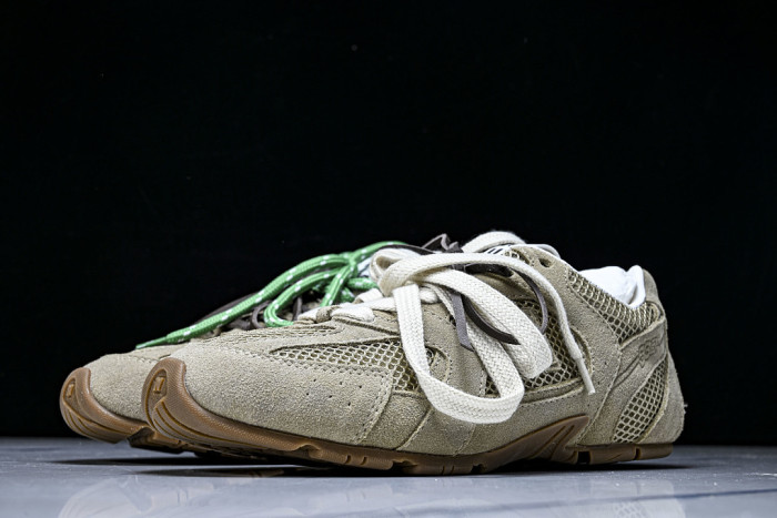 New Balance x Mi­uMi­u 530 MM-009