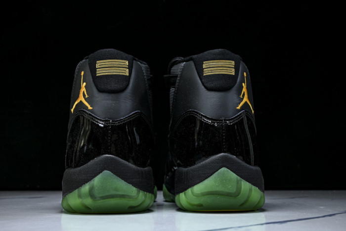 Air Jordan 11 Retro "Green Black" CT8012-037