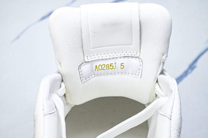 LVT SNEAKERS LVSRS-0074