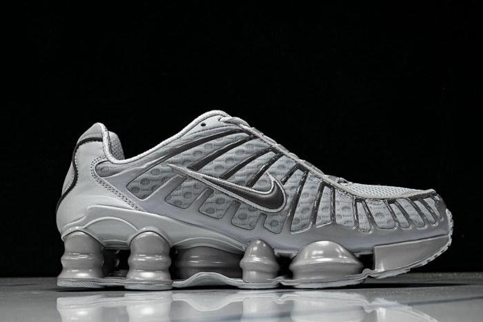 Nike Shox TL AV3595-015