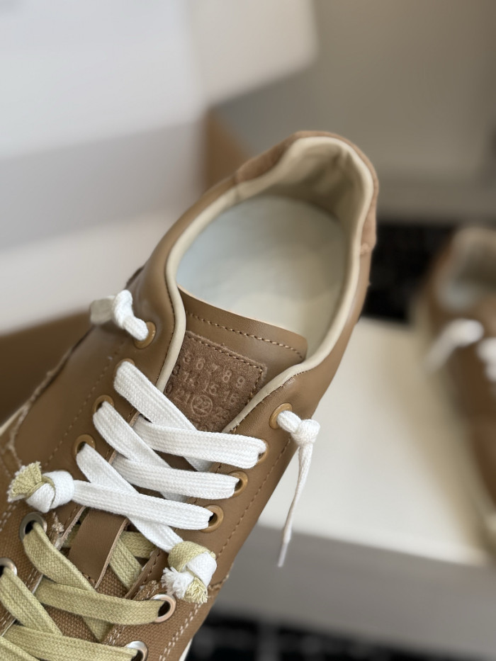 Ma*iso*n Mar*giela MNMA-0214