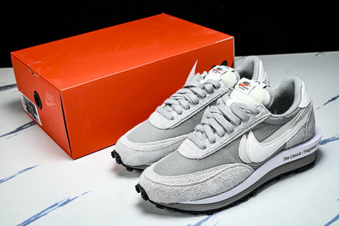 Sacai x Nike Zegamadome DH2684-001