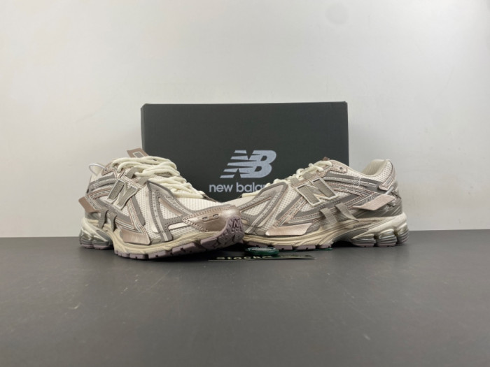 New Balance U19063VV