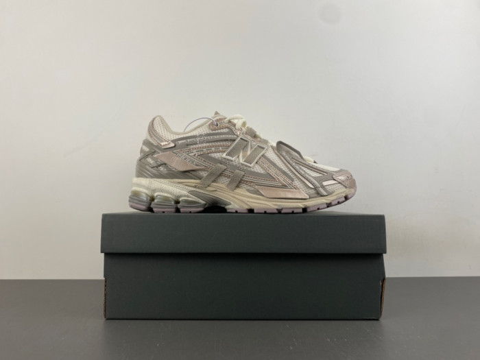 New Balance U19063VV