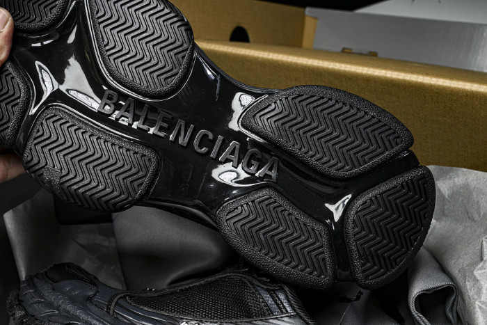 BALENGA TRIPLE S 2 BTS2-001