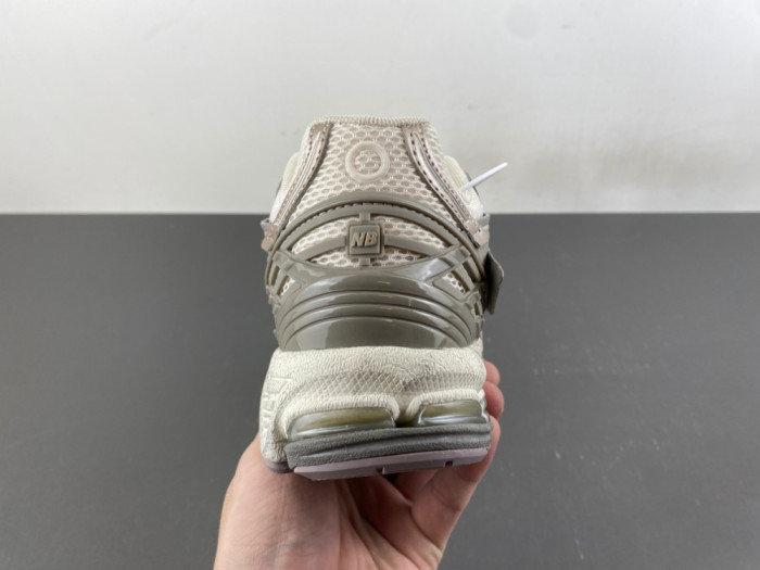 New Balance U19063VV