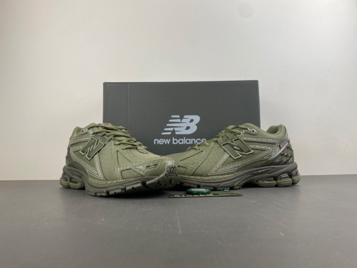New Balance 1906ROG