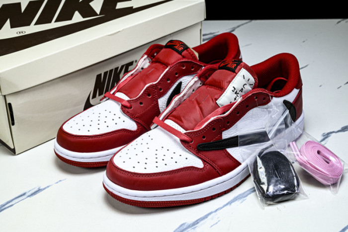 Travis Scott x Air Jordan 1 DM7866-101