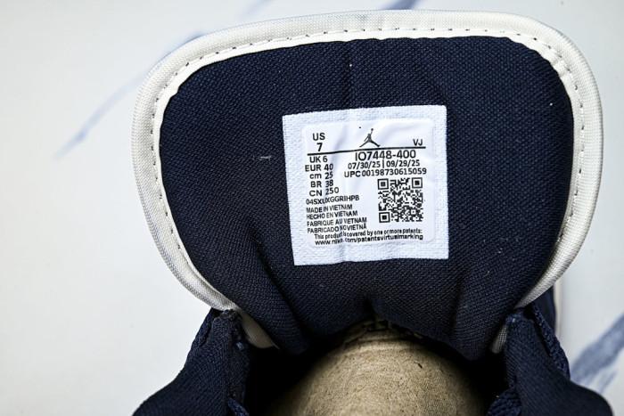 Air Jordan Low 107448-400