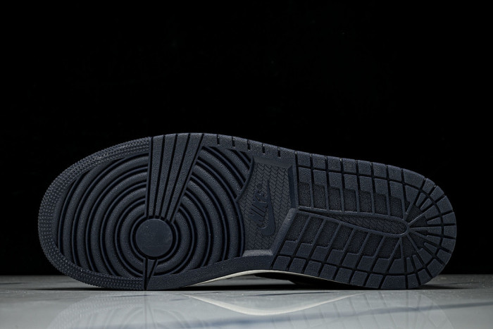 Air Jordan Low 107448-400