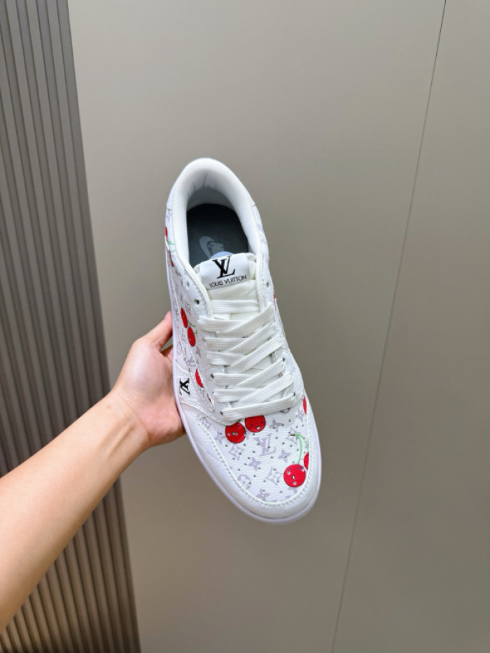 Travis Scott x Air Jordan 1 Low OG x LV DM1-101