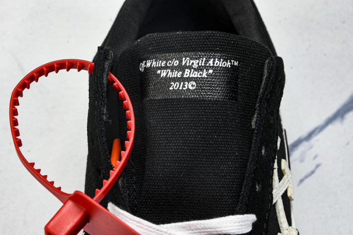 C/O SNEAKERS CO-032