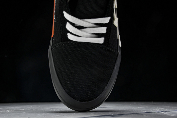 C/O SNEAKERS CO-032