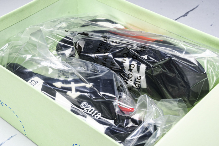C/O SNEAKERS CO-032