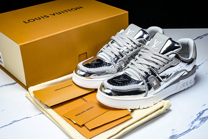 LVT SNEAKERS LVSRS-0103
