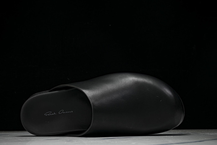 RICK OWEN SLIDE ROS-002