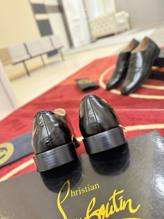 C*HRISTIAN L*BUBOUTIN CL-123