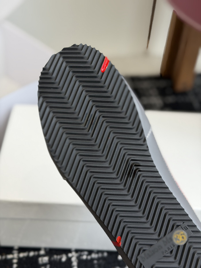 Ma*iso*n Mar*giela MNMA-0201