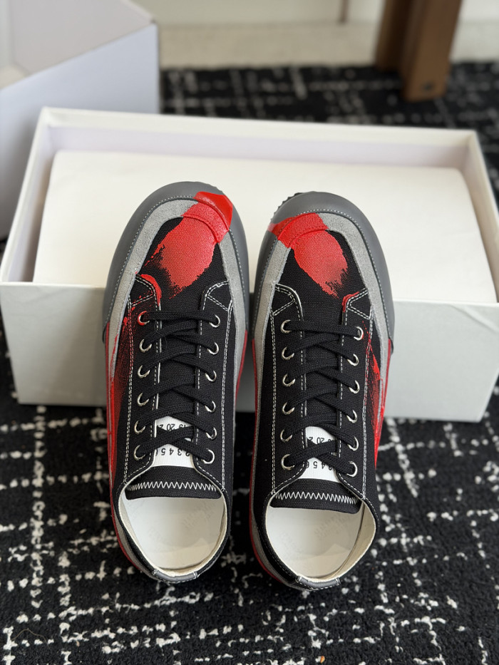 Ma*iso*n Mar*giela MNMA-0201