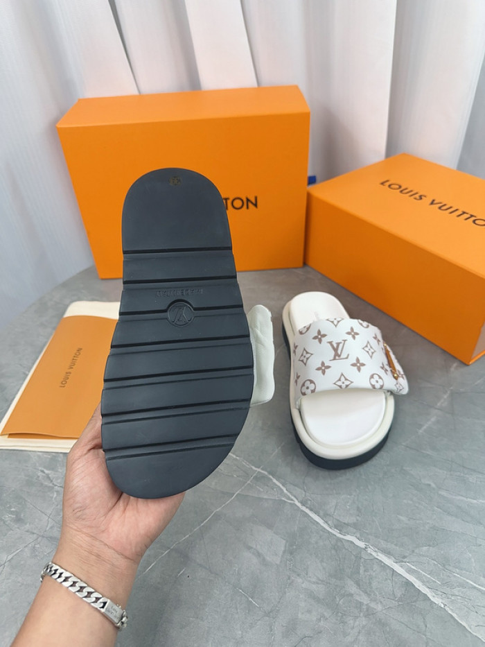 L*VT SANDALS LVLSS-003