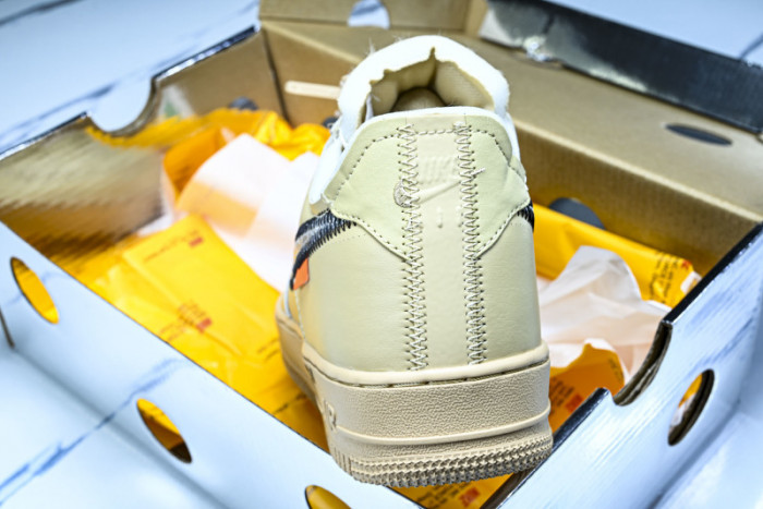 Kobe Bryant x Nike Air Force 1 Low University Gold FD6900-200