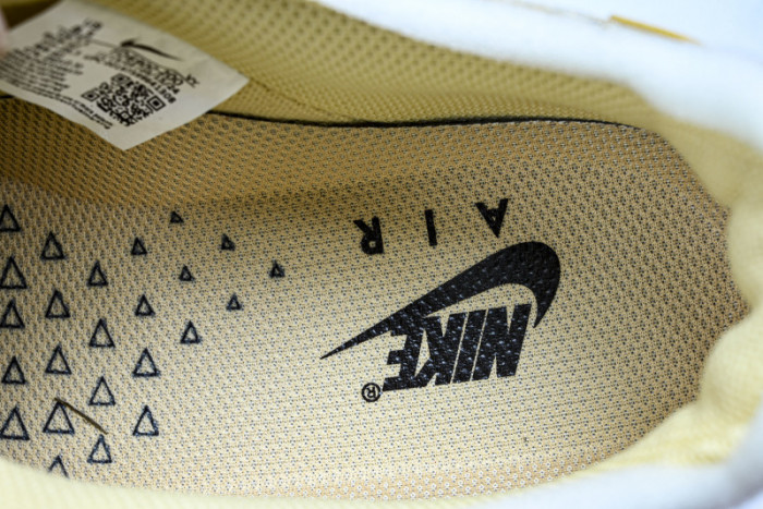 Kobe Bryant x Nike Air Force 1 Low University Gold FD6900-200