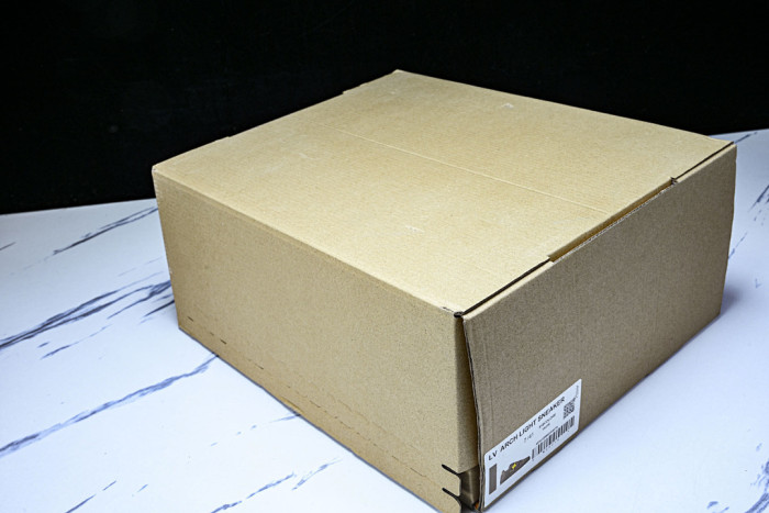 LVT SNEAKERS LVSRS-0100