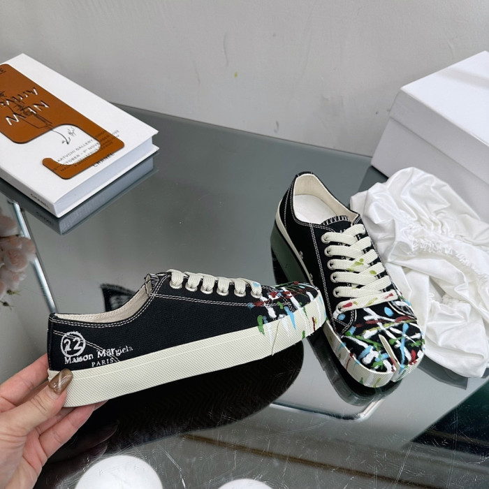 Ma*iso*n Mar*giela MAMA-0159